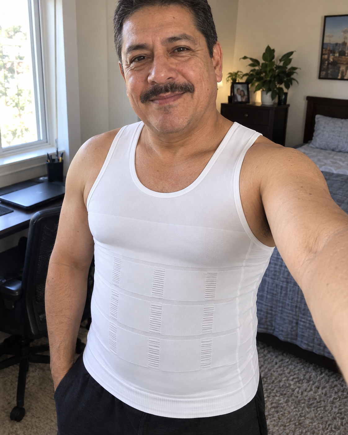 <em><strong>Carlos Lopez</strong></em>